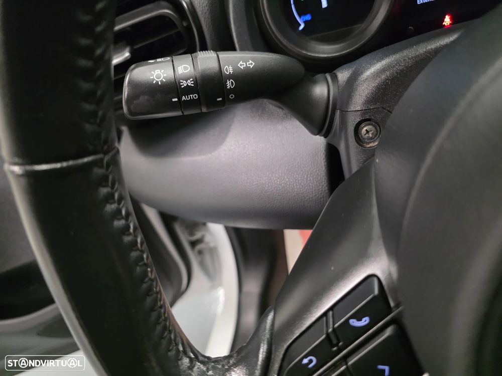 Toyota Yaris 1.5 HDF Exclusive - 42