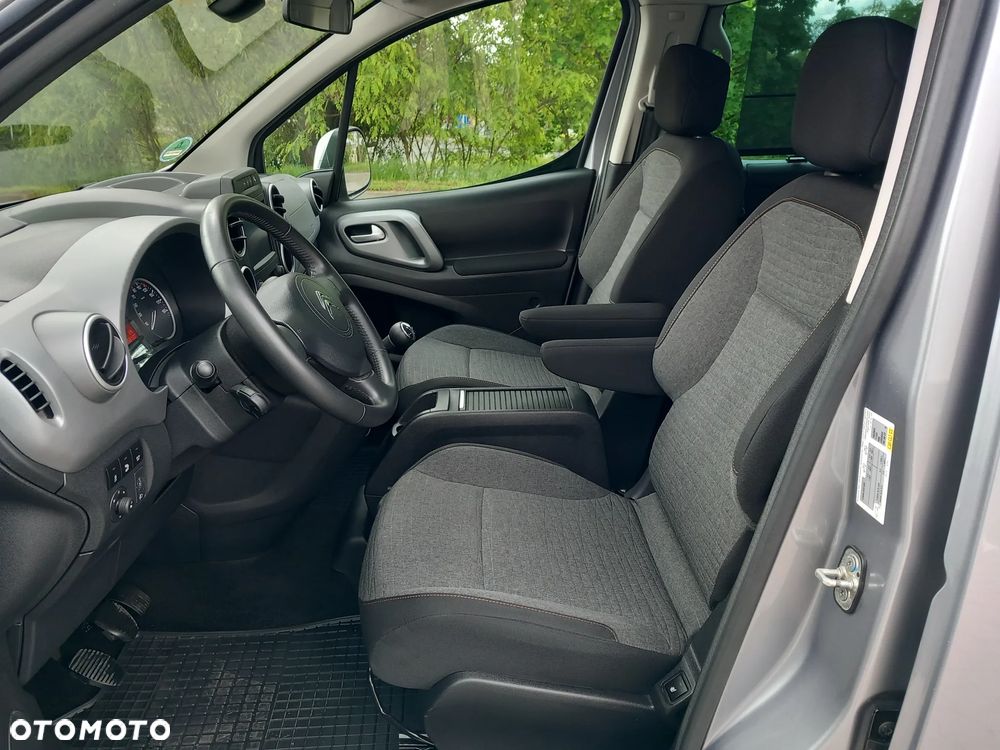 Citroën Berlingo Multispace PureTech 110 SHINE - 18