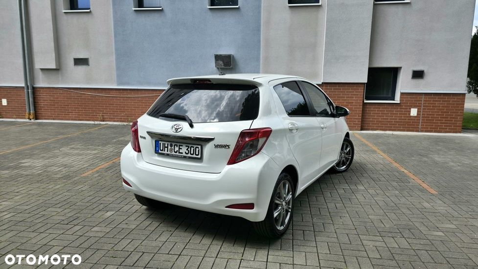 Toyota Yaris 1.33 Premium - 15