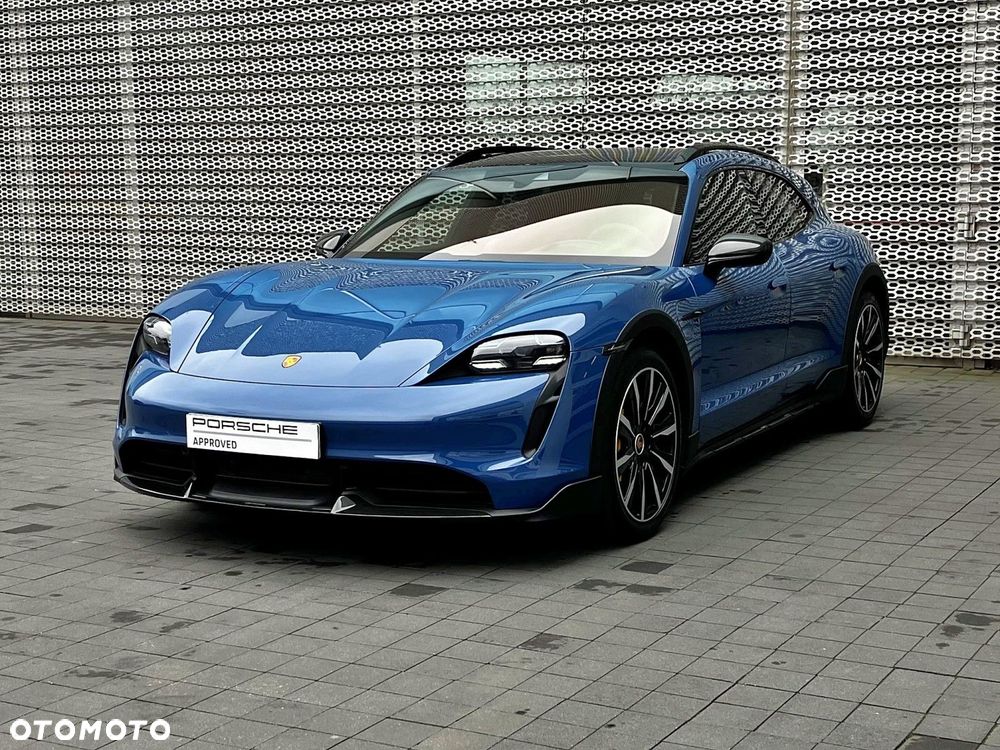 Porsche Taycan Turbo S - 9