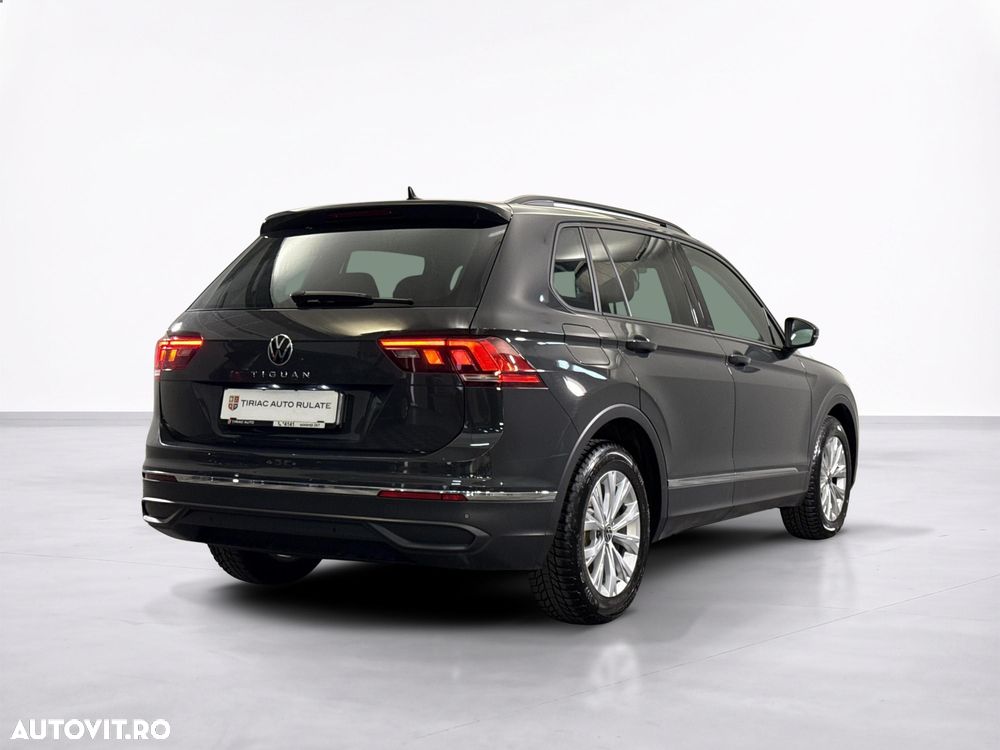 Volkswagen Tiguan - 6