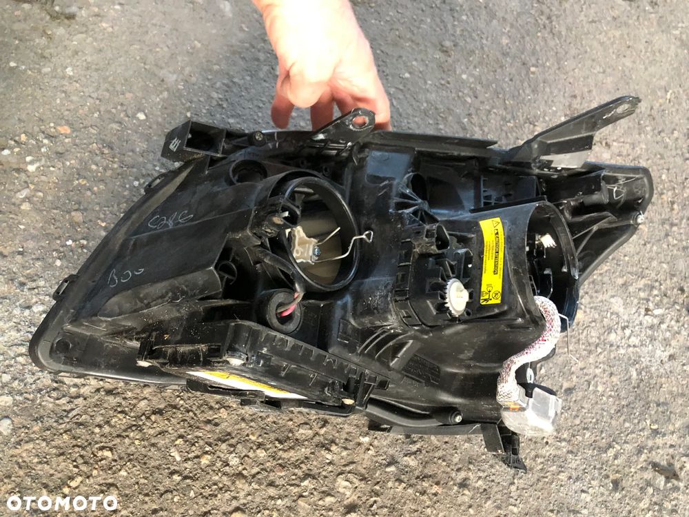 AVENSIS T25 2,4 SEDAN Toyota Avensis T25 LiFT 2006-2008 PRZETWORNICA lampy xenon 85967-24010 - 7