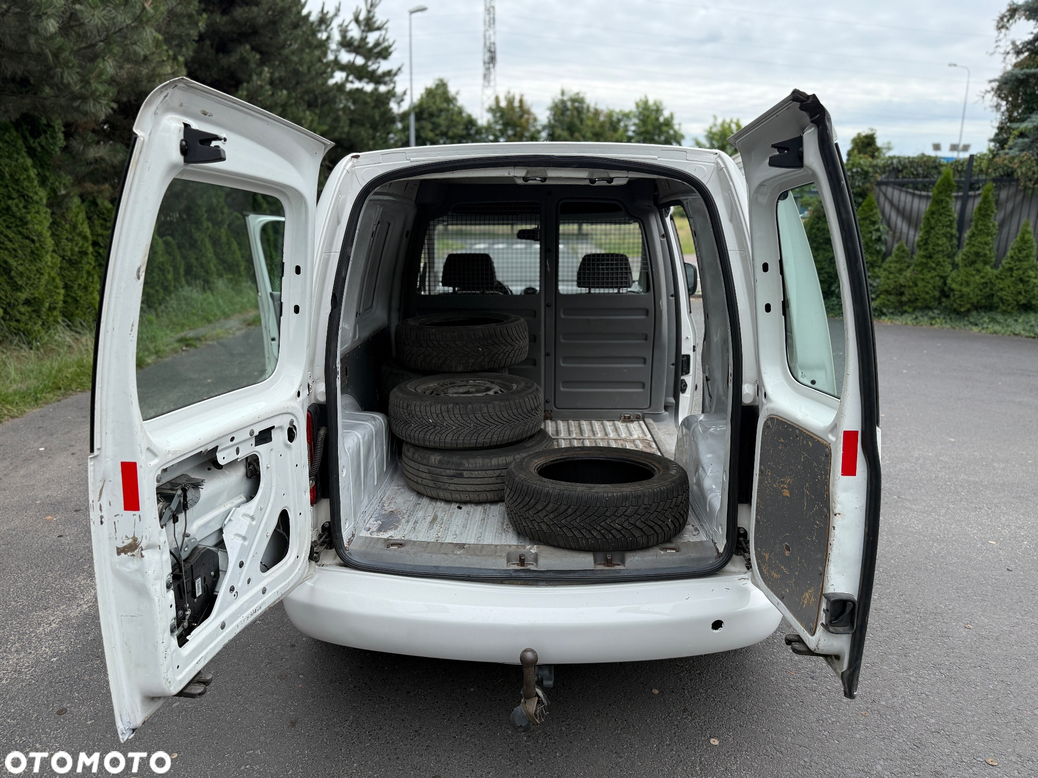 Volkswagen Caddy - 13