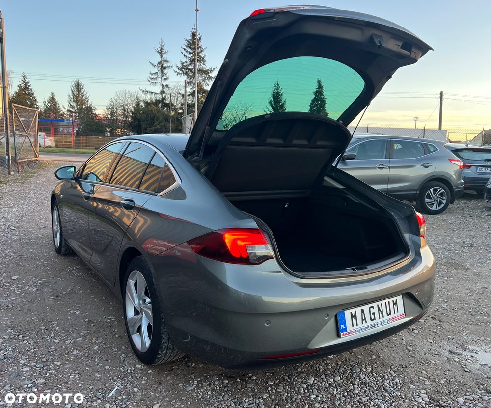 Opel Insignia - 37