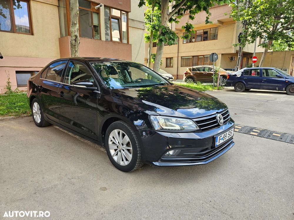 Volkswagen Jetta 2.0 TDI DSG Comfortline - 2