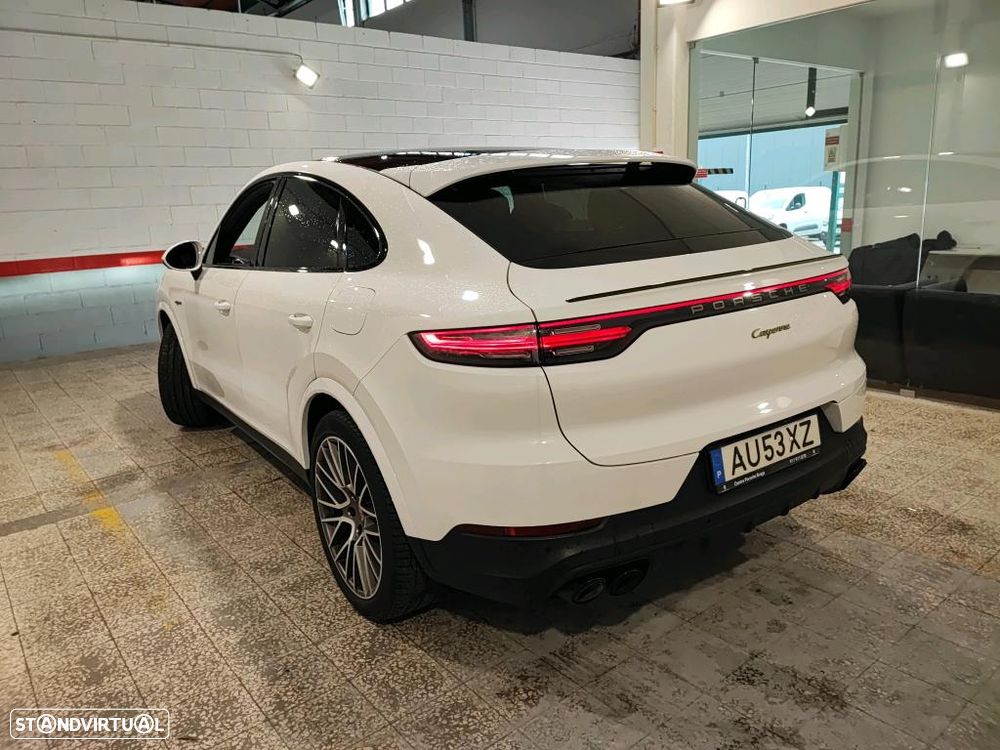 Porsche Cayenne Coupé E-Hybrid Platinum Edition - 2