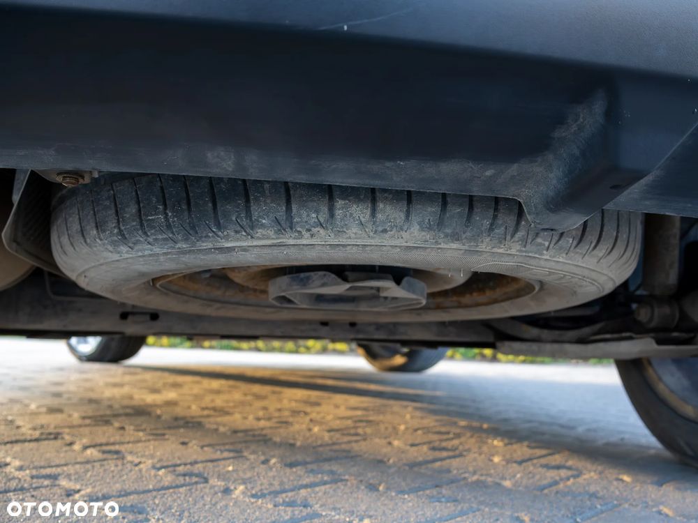 Renault Clio 1.5 dCi 75 Expression - 24