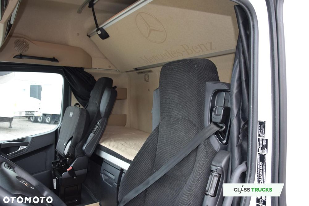 Mercedes-Benz Actros51845BigSpaceMirrorCam - 9