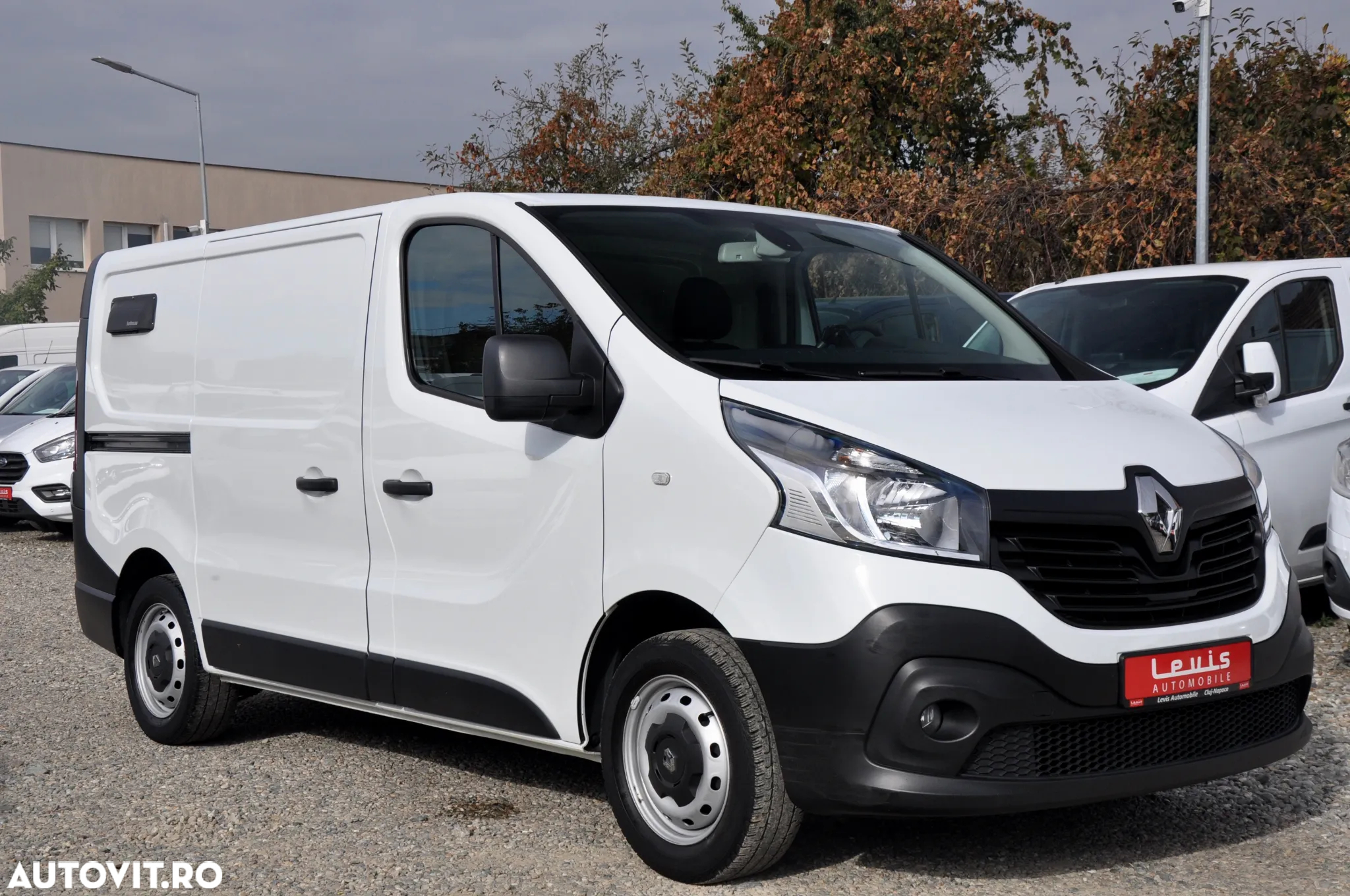 Renault Trafic Van - 3