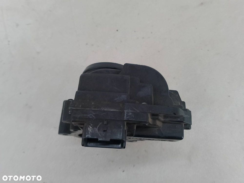 PRZEPUSTNICA PEUGEOT 207 V752817980   1.6 THP - 6