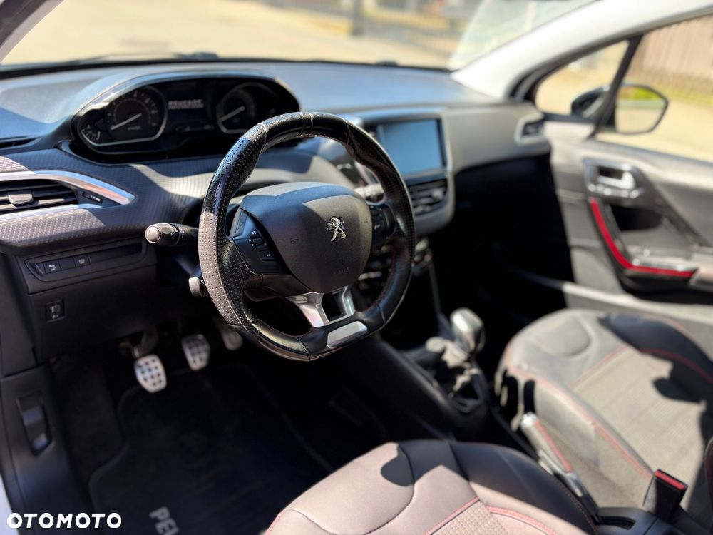 Peugeot 208 PureTech 110 Stop & Start Tech Edition - 18