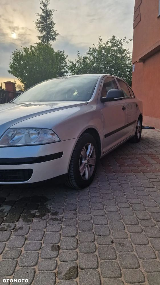 Skoda Octavia 1.6 - 3