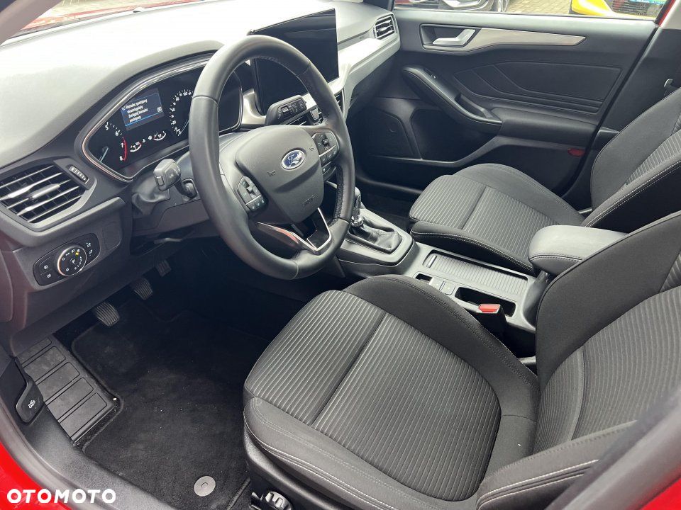 Ford Focus - 8