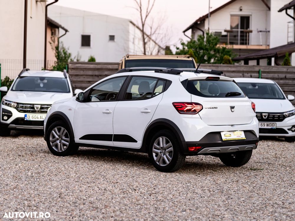 Dacia Sandero Stepway TCe 90 MT6 Essential - 9