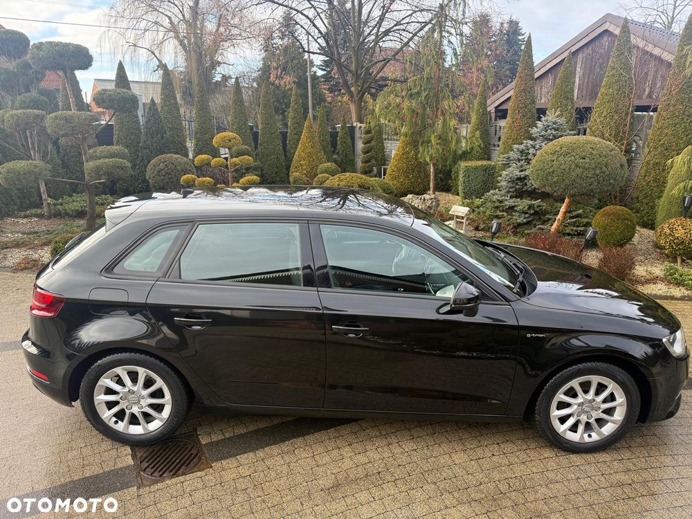 Audi A3 Sportback 1.2 TFSI Ambition - 32