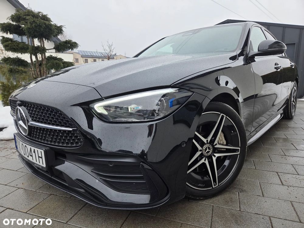 Mercedes-Benz Klasa C 300 4MATIC 9G-TRONIC - 33