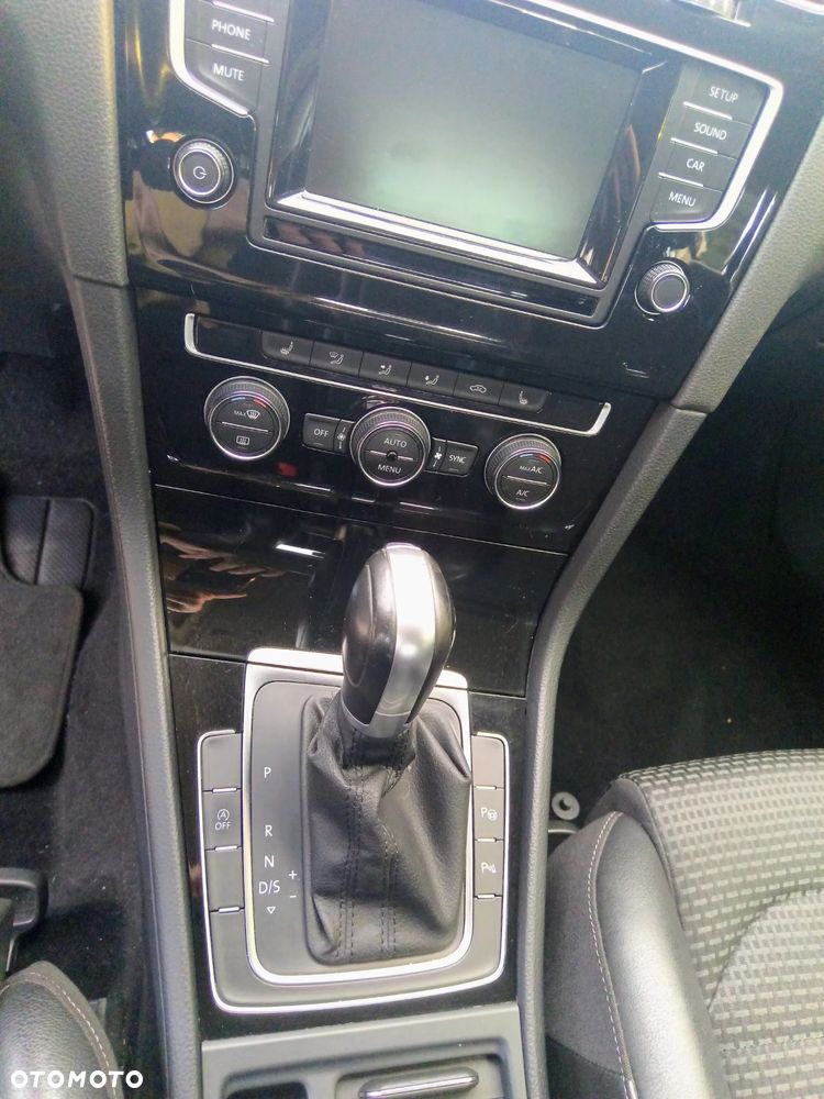 Volkswagen Golf 1.4 TSI DSG Highline - 11