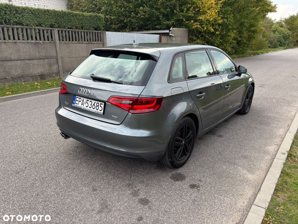 Audi A3 Sportback - 3