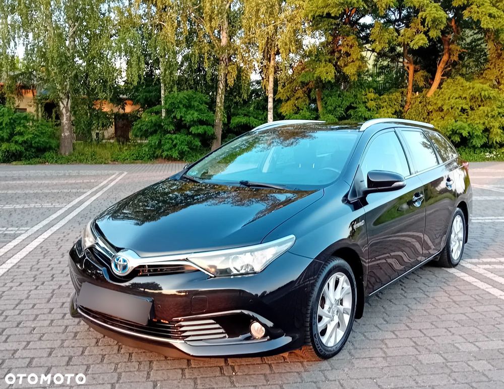 Toyota Auris Hybrid 135 Prestige - 1