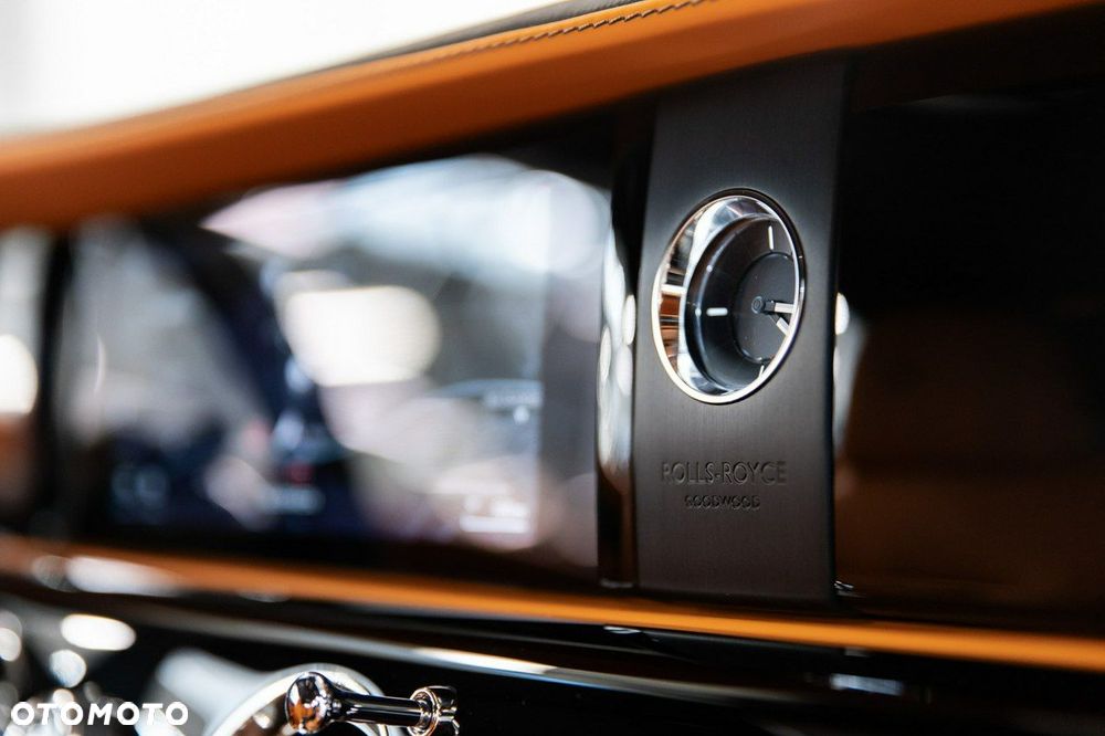 Rolls-Royce Spectre - 30
