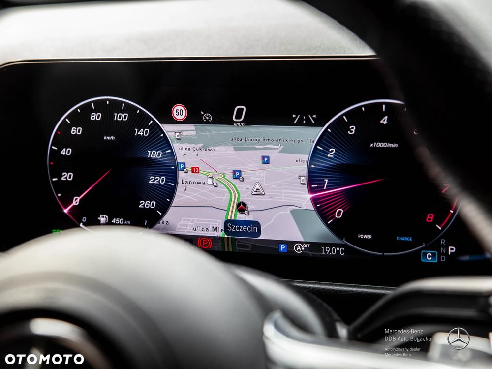 Mercedes-Benz GLB 220 mHEV 4-Matic AMG Line 8G-DCT - 35