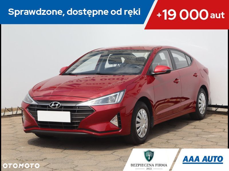 Hyundai Elantra - 1