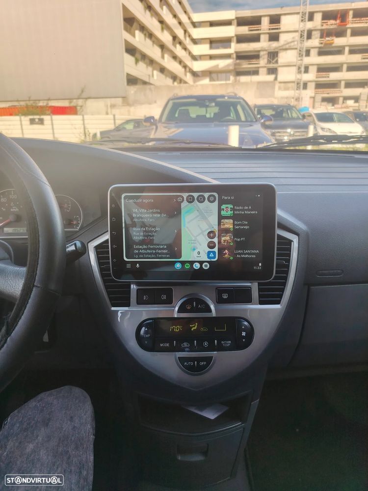 Kia Carens - 5