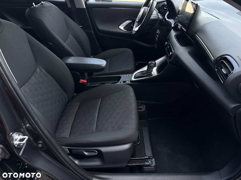 Toyota Yaris - 14