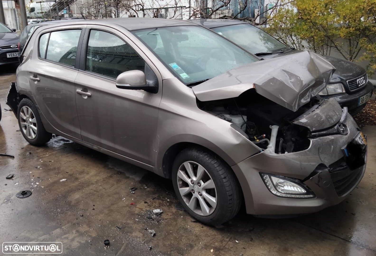 Hyundai i20 D3FA 1.1 CRDI de 2013 disponível para peças MOTOR VENDIDO PALAS DE S... - 1