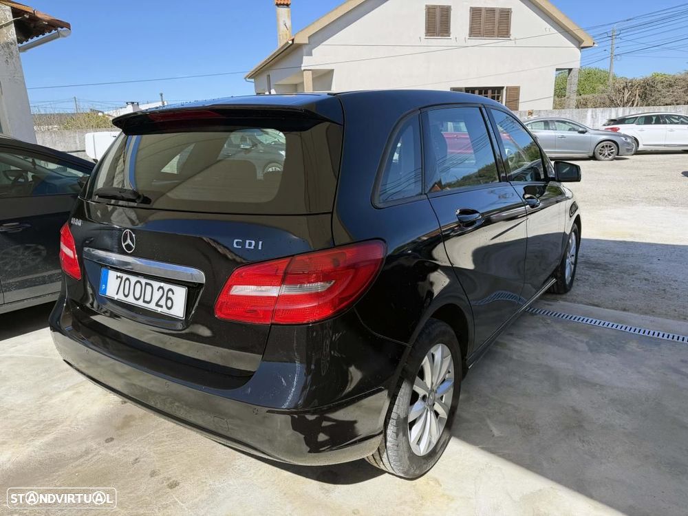 Mercedes-Benz B 180 d Style - 8