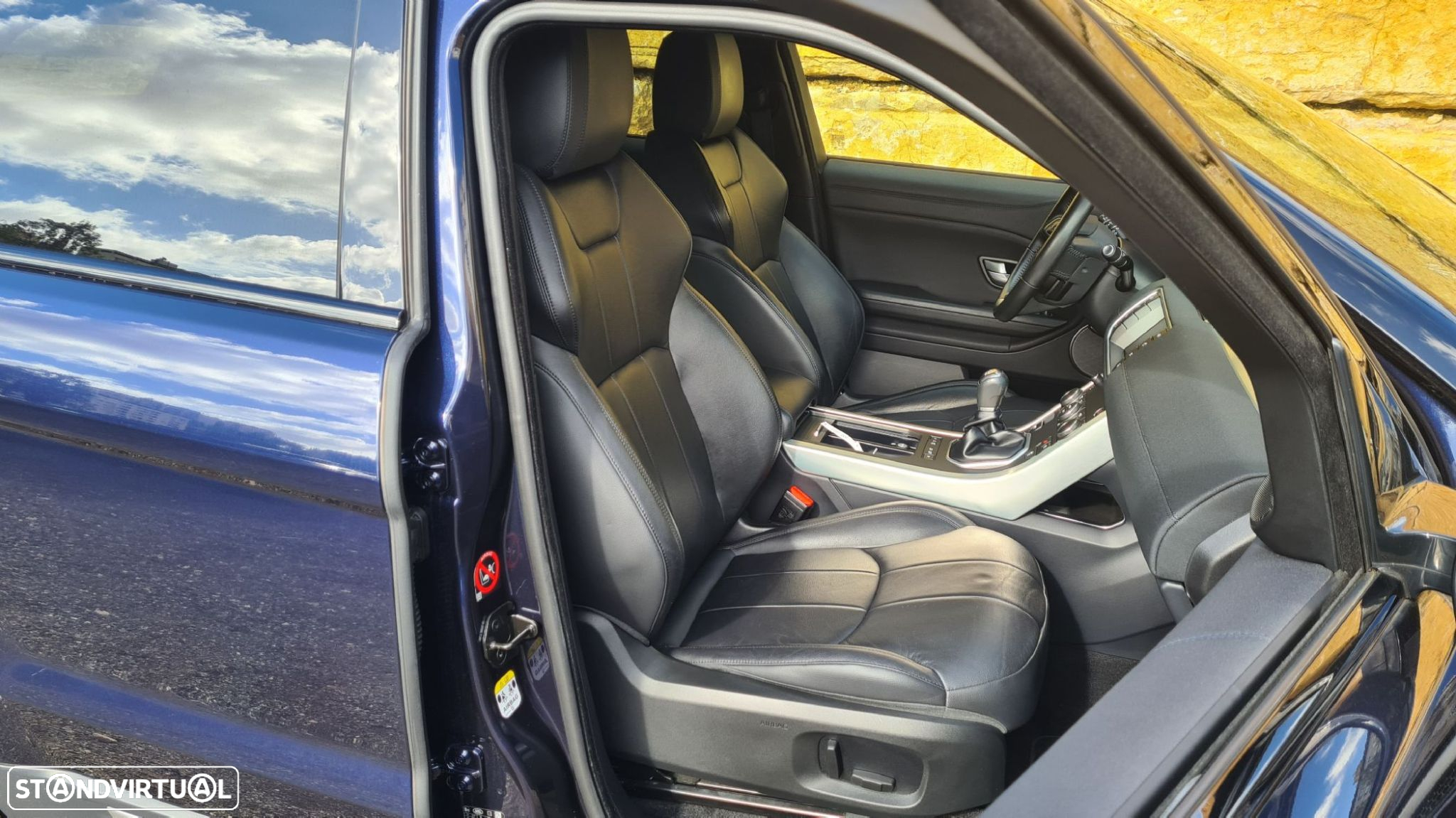 Land Rover Range Rover Evoque 2.0 TD4 SE - 34
