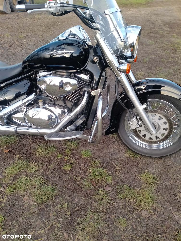 Suzuki Intruder - 21