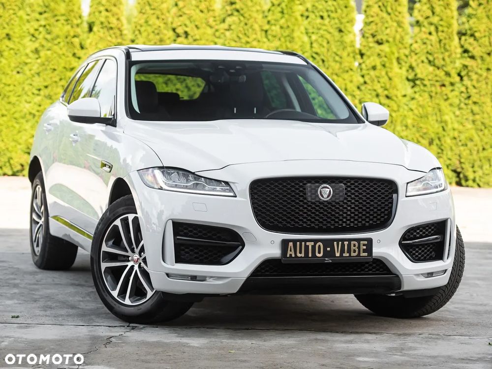 Jaguar F-Pace P250 AWD R-Dynamic S - 2