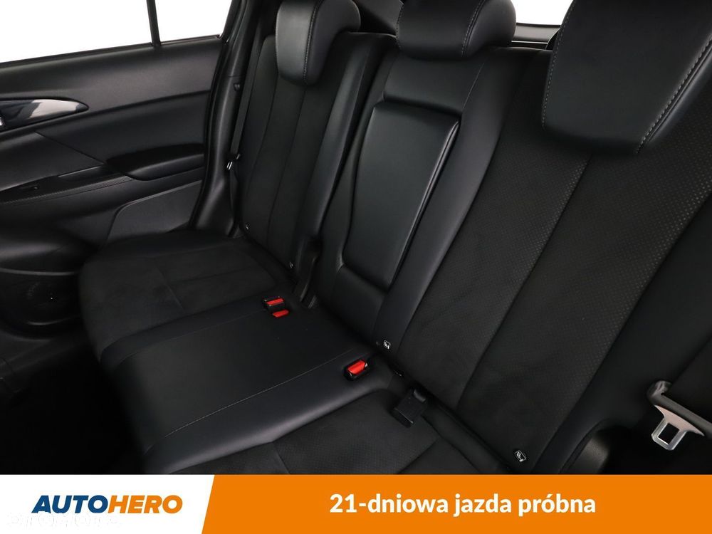 Mitsubishi Eclipse Cross - 15