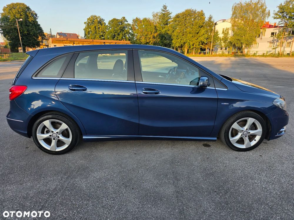 Mercedes-Benz Klasa B 200 (BlueEFFICIENCY) - 8