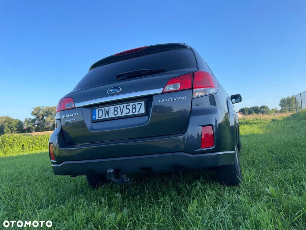 Subaru Outback 2.5i Active - 13