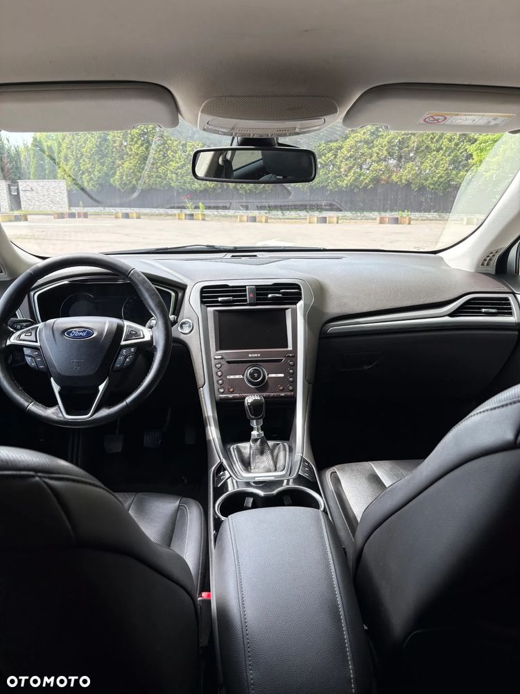 Ford Mondeo 2.0 TDCi Allrad Titanium - 14