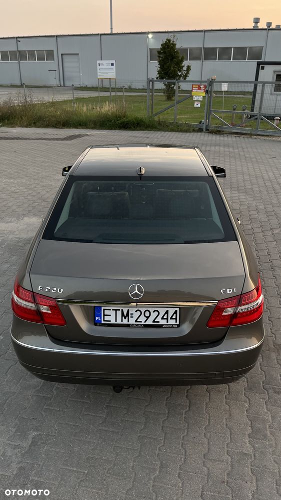 Mercedes-Benz Klasa E - 10