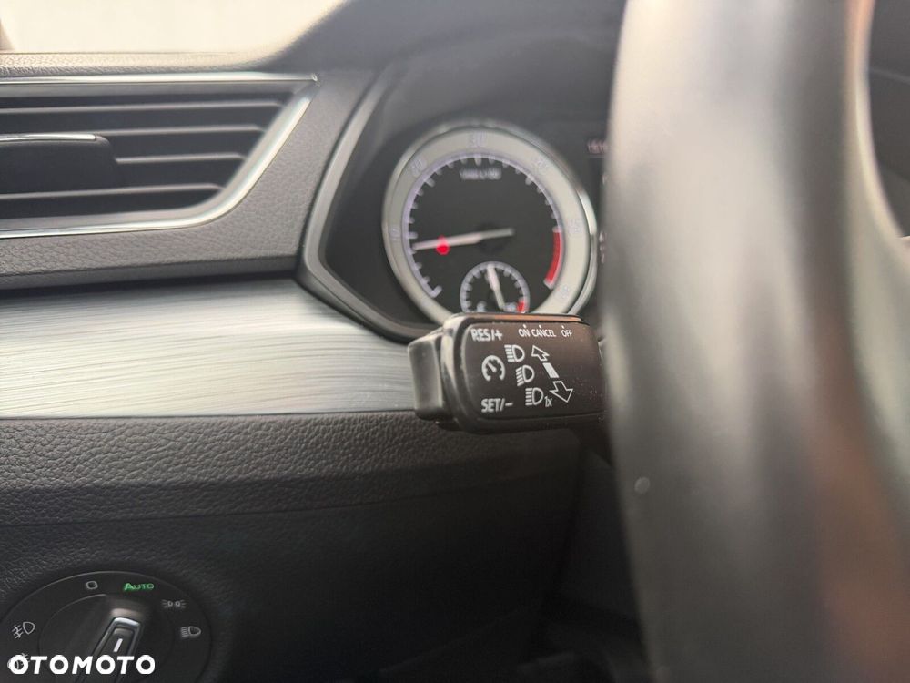 Skoda Superb 2.0 TDI SCR Ambition DSG - 15