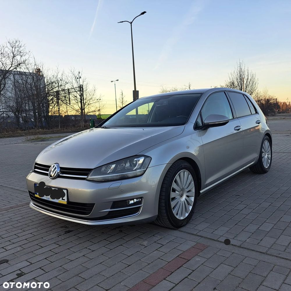 Volkswagen Golf 1.4 TSI BMT Highline - 1