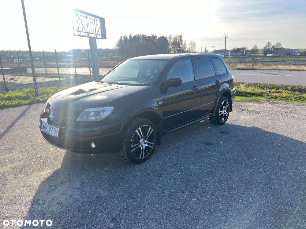 Mitsubishi Outlander 2.0 Turbo 4WD - 1