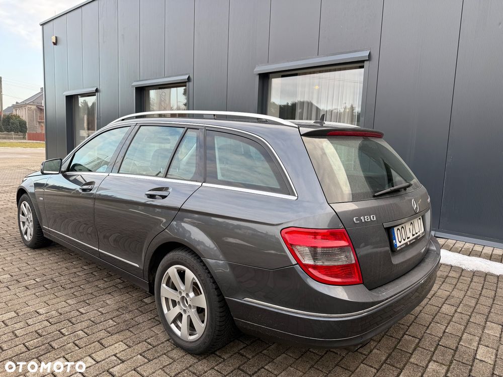 Mercedes-Benz Klasa C 180 K BlueEff Elegance - 4