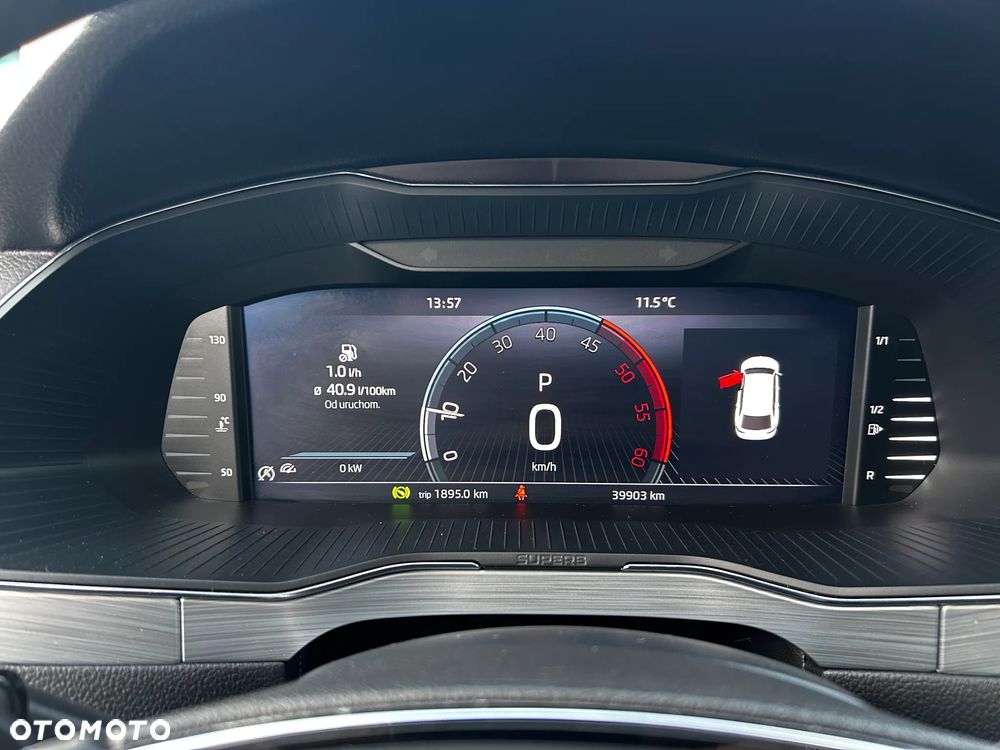 Skoda Superb 2.0 TDI SCR Ambition DSG - 18