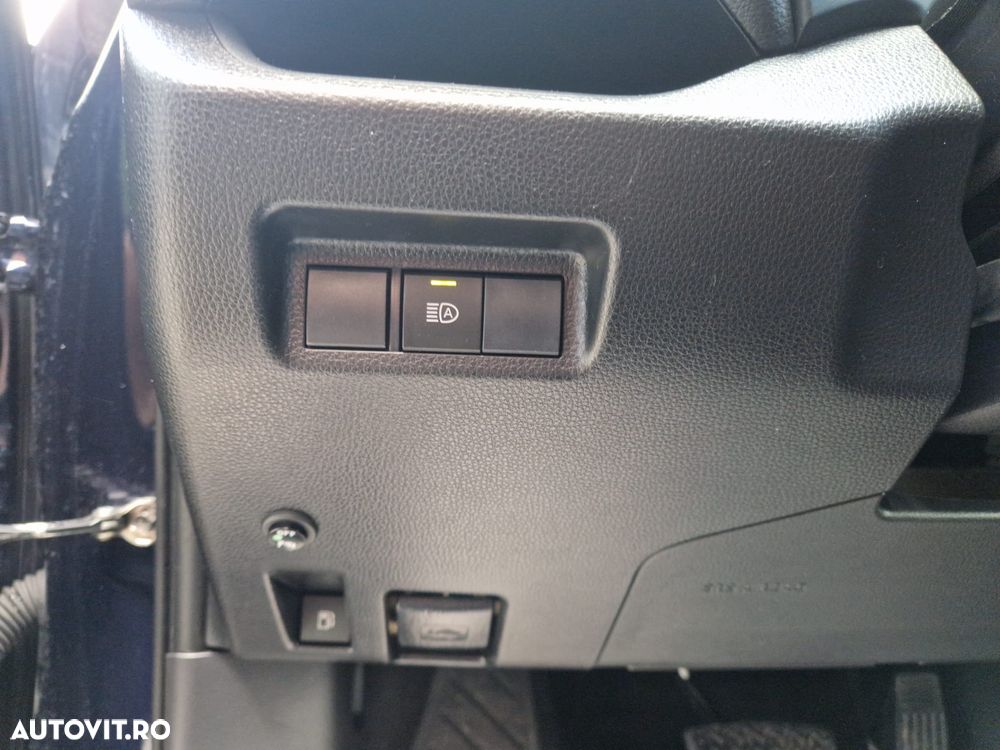 Toyota RAV4 - 11