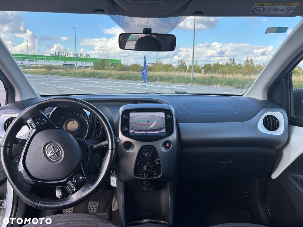Toyota Aygo 1.0 VVT-i JBL Edition - 11