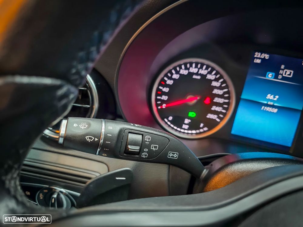 Mercedes-Benz C 180 d Station 9G-TRONIC - 34