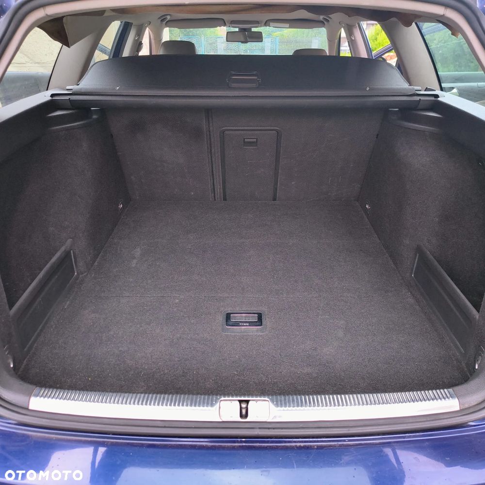 Volkswagen Passat 2.0 TDI Highline - 8