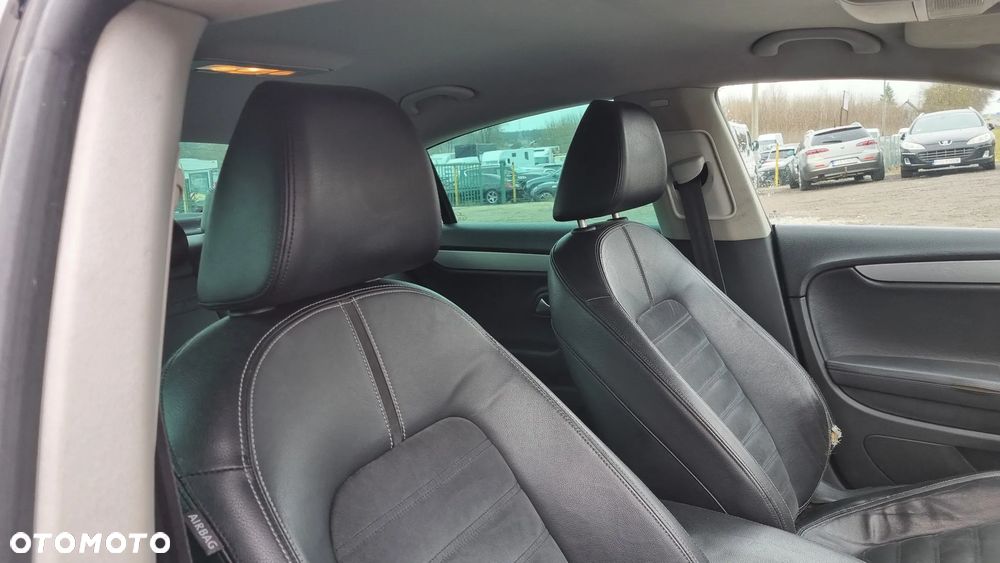 Volkswagen Passat CC 2.0 TDI BlueMotion Technology - 24