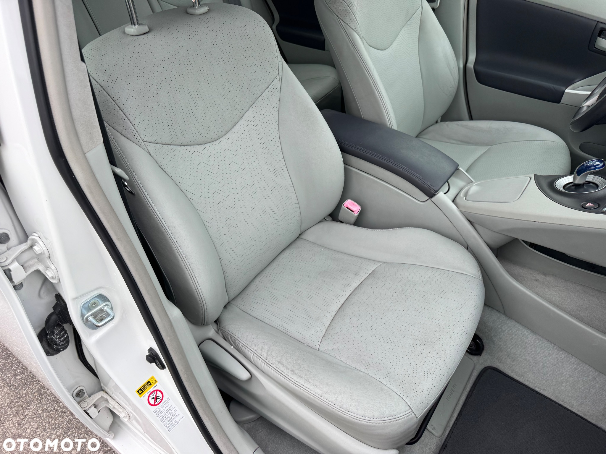 Toyota Prius - 18