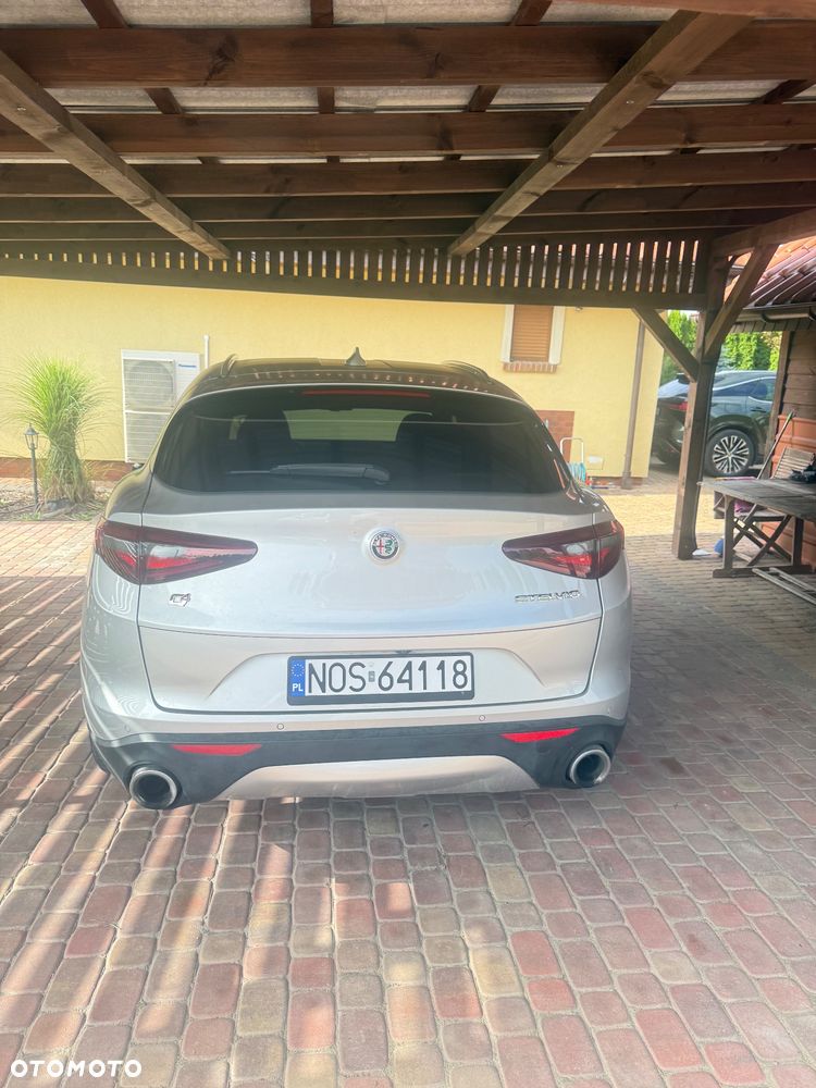 Alfa Romeo Stelvio - 5
